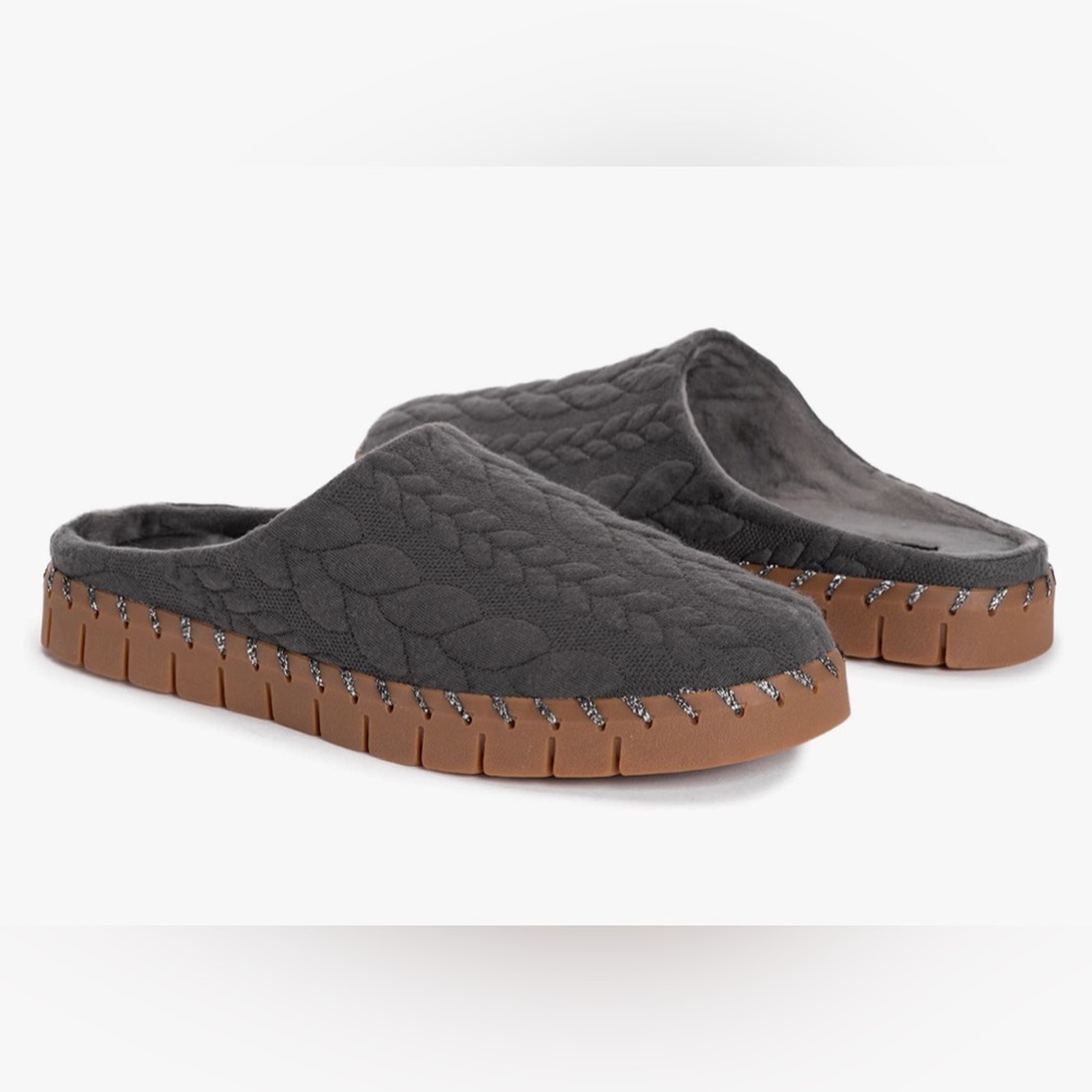 MUK LUKS Women's Flexi Long Island Shoe Clog - Picture 4 of 6